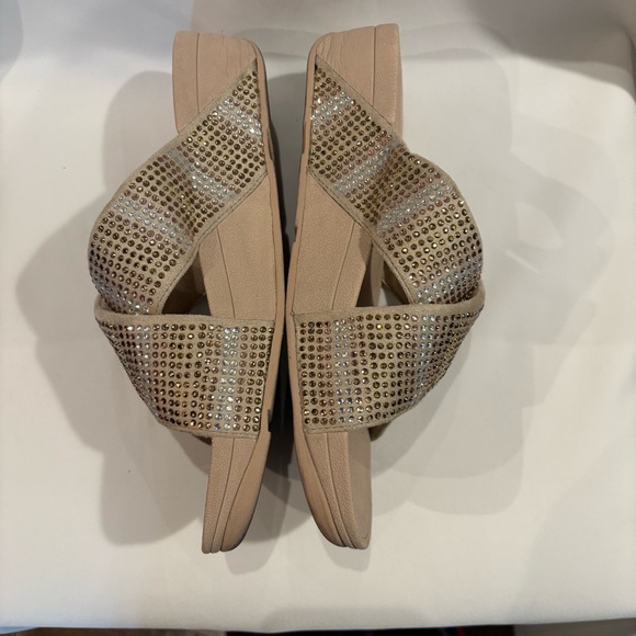 FITFLOP Sz 7 Strobe Crisscross Slide Confort Sandals with Rhinestone Encrusted - Picture 5 of 9